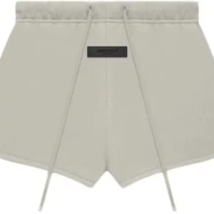 Essential Shorts Womens